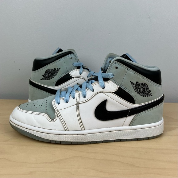 Nike Air Jordan Retro 1 Mid SE Ice Blue Black Men’s Size 8.0 Basketball Shoes - Picture 3 of 11